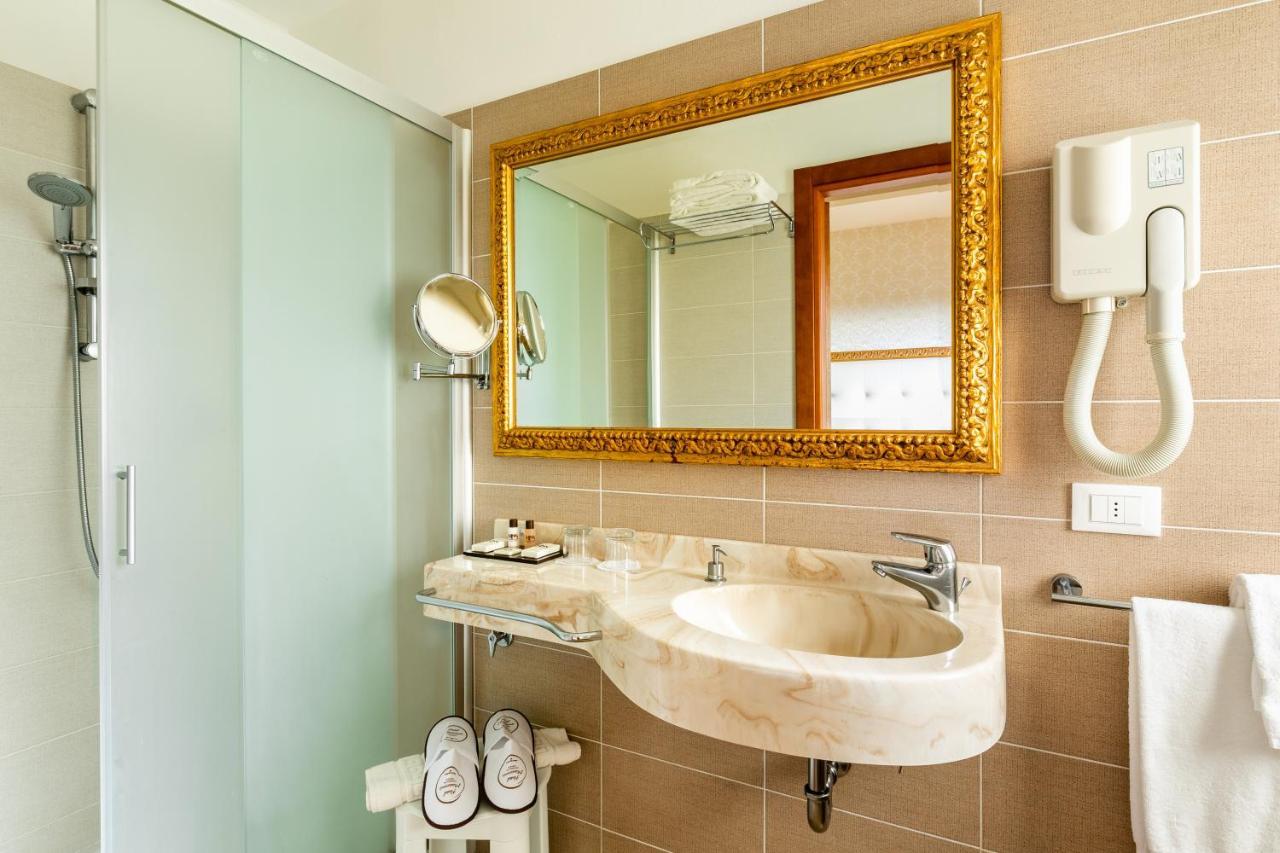 Hotel Mazzanti Milano Marittima Zewnętrze zdjęcie
