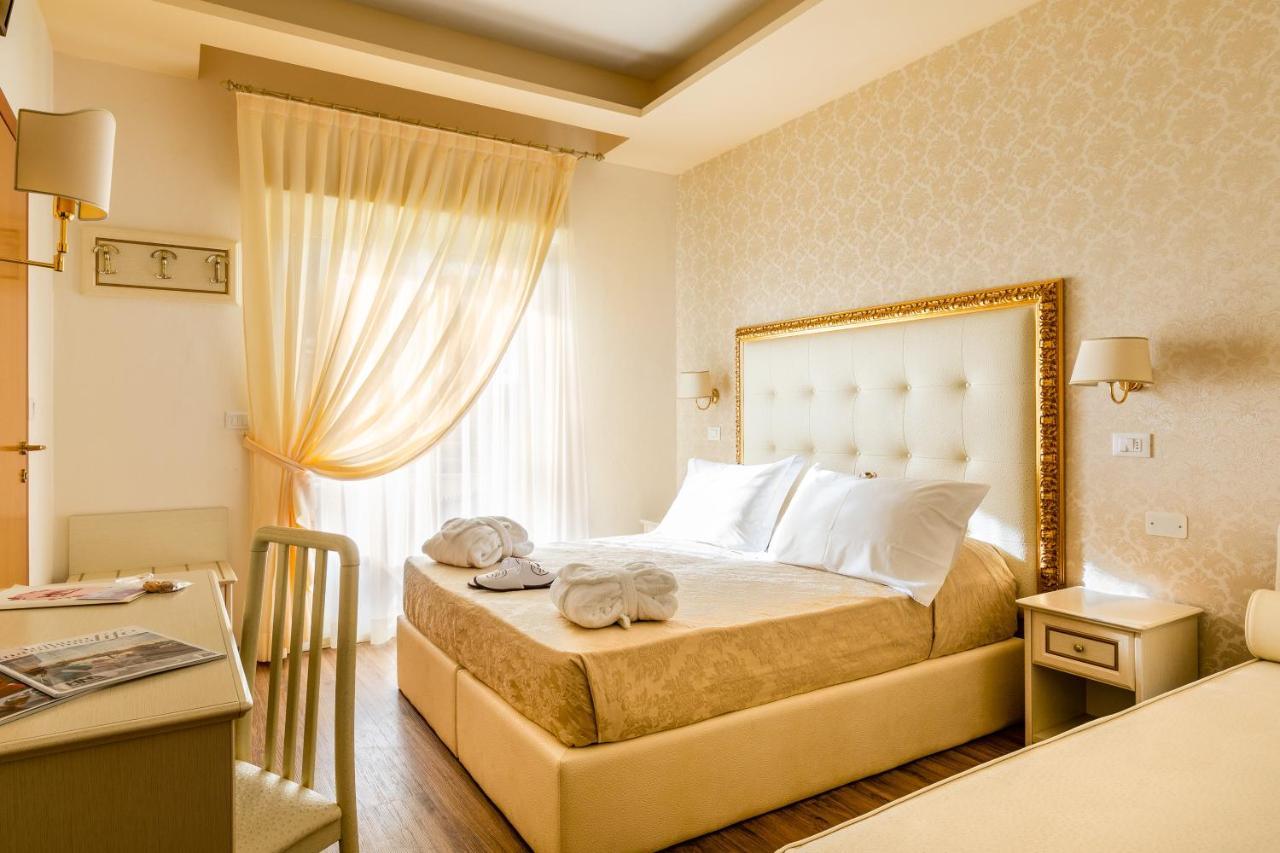 Hotel Mazzanti Milano Marittima Zewnętrze zdjęcie