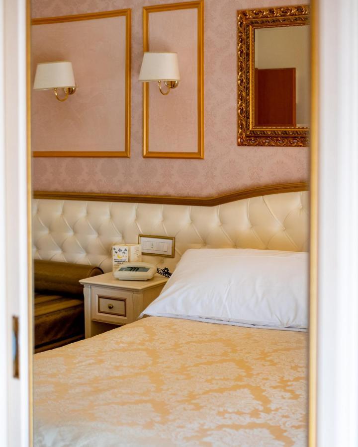 Hotel Mazzanti Milano Marittima Zewnętrze zdjęcie